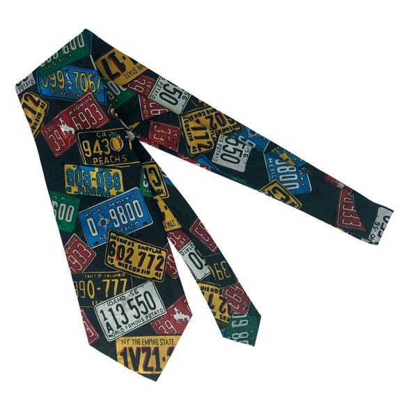 Car License Plates Tie - Picture 3 of 6